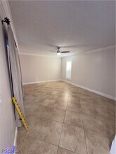 17455 Silver Fox Dr in Ft. Myers, FL - Building Photo - Building Photo