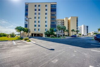 400 Lenell Rd in Fort Myers Beach, FL - Building Photo - Building Photo