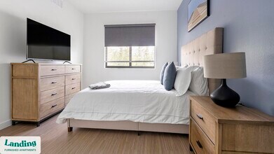 7301 Lake Bank Lp, Unit D3-303 in Ft. Myers, FL - Building Photo - Building Photo