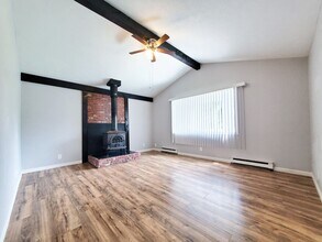 23214 Gay St in Euclid, OH - Building Photo - Building Photo