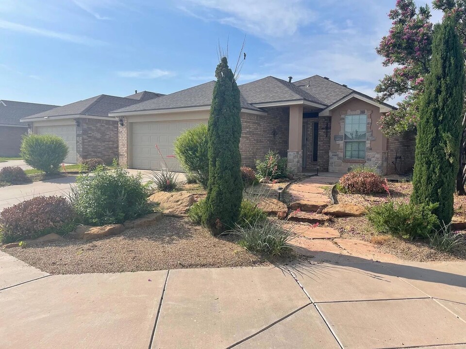 6615 37th St in Lubbock, TX - Building Photo