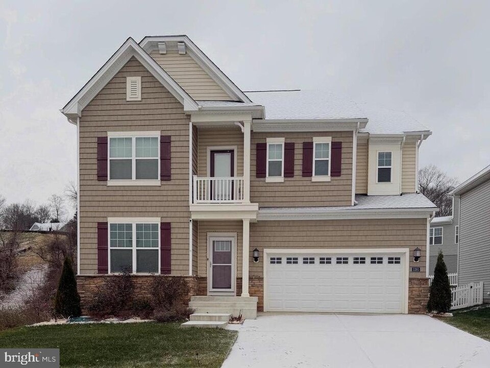 1281 Backbone Wy in Frederick, MD - Building Photo