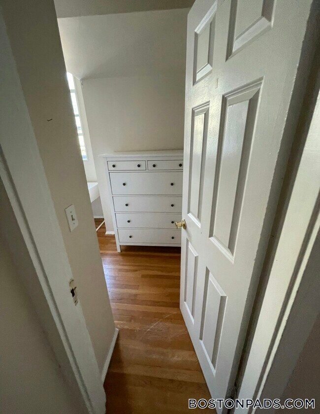 448 Park Dr, Unit 21 in Boston, MA - Foto de edificio - Building Photo