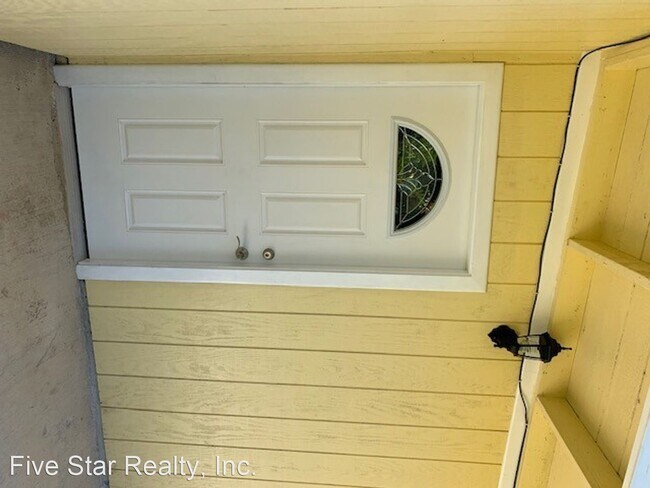 98-163 Kaulike Dr in Pearl City, HI - Building Photo - Building Photo