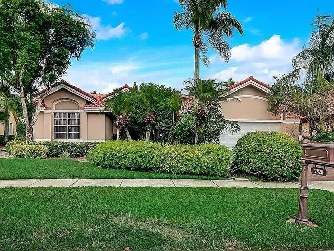 7828 Dorchester Rd in Boynton Beach, FL - Building Photo - Building Photo