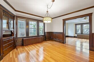 59 Brooksdale Rd, Unit 1 in Boston, MA - Foto de edificio - Building Photo