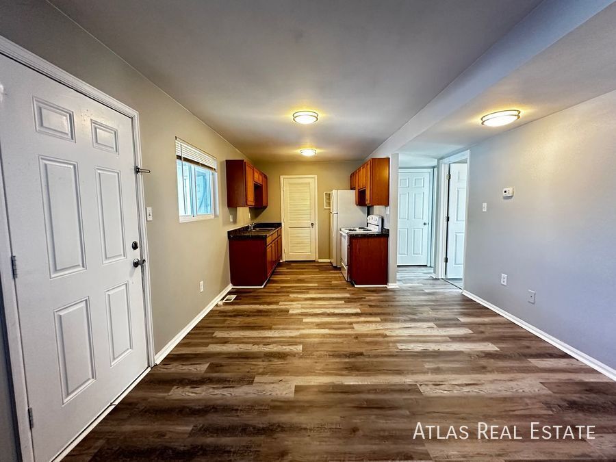 934 W Moreno Ave in Colorado Springs, CO - Building Photo