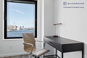 20 Waterside Plaza in New York, NY - Building Photo - Building Photo