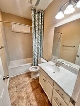 1557 Mayweed Dr in Los Banos, CA - Building Photo - Building Photo