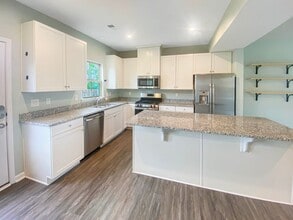 16512 Thornapple Aly in Moseley, VA - Building Photo - Building Photo