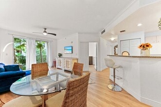 1803 N Flagler Dr, Unit 204 in West Palm Beach, FL - Building Photo - Building Photo