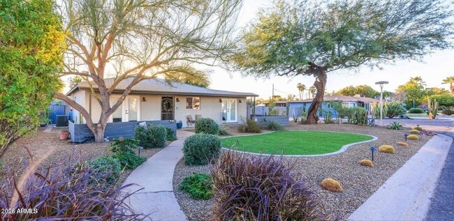 property at 4535 E Campbell Ave