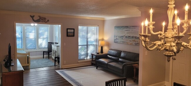 2503 Demere Rd in St. Simons Island, GA - Building Photo - Building Photo