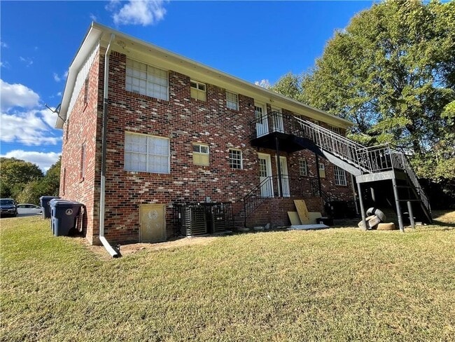 259 Stone Mountain St in Lawrenceville, GA - Foto de edificio - Building Photo