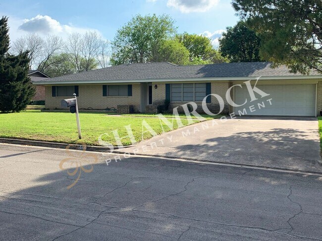 property at 444 Topeka Dr