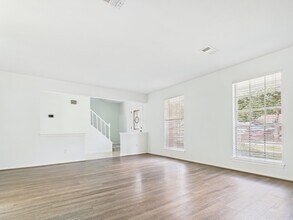 2103 Mustang Springs Dr in Missouri City, TX - Building Photo - Building Photo