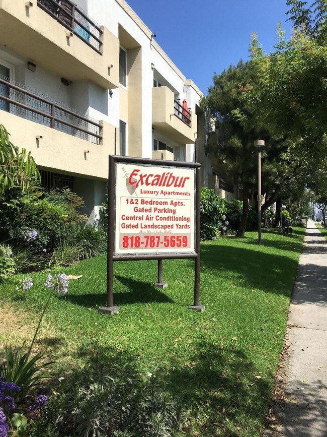 6645 Woodman Ave Apartments and Nearby Los Angeles Apartments For Rent Los Angeles, CA