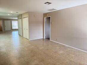 312 W Yukon Dr in Phoenix, AZ - Building Photo - Building Photo