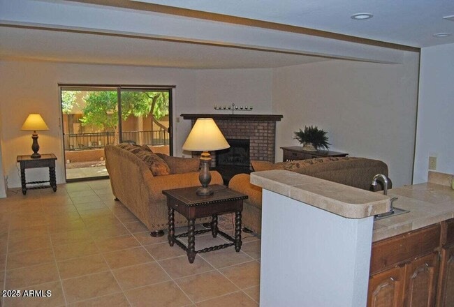 7435 E Sundance Trail in Carefree, AZ - Building Photo - Building Photo