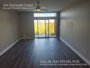 344 Eastview Ct in Ludlow, KY - Building Photo - Building Photo