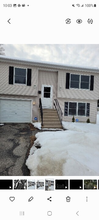 21 Workman Ave, Unit E60 in Torrington, CT - Building Photo