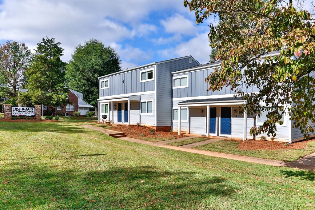 Highland Commons Apartments in Hickory, NC