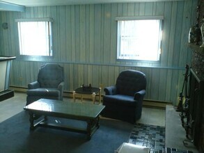 230 Edgemont Rd, Unit 1 in Stroudsburg, PA - Building Photo - Building Photo