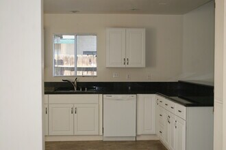 6200 Chester W Nimitz St in Bakersfield, CA - Building Photo - Building Photo