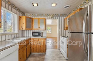 1875 S Clayton St in Denver, CO - Building Photo