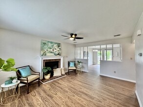 722 Huntly Dr in Chesapeake, VA - Building Photo - Building Photo