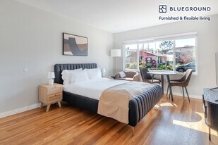 1058 Noel Dr, Unit FL0-ID1862 in Menlo Park, CA - Building Photo