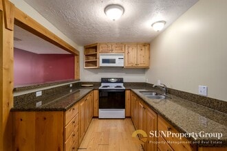 1316 Kodiak Way in South Jordan, UT - Building Photo - Building Photo