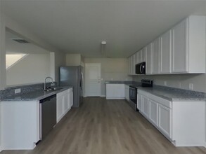 10103 Dawson Hill Lane in Houston, TX - Building Photo - Building Photo