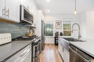 594 Anne Ave in Brighton, MI - Building Photo - Building Photo