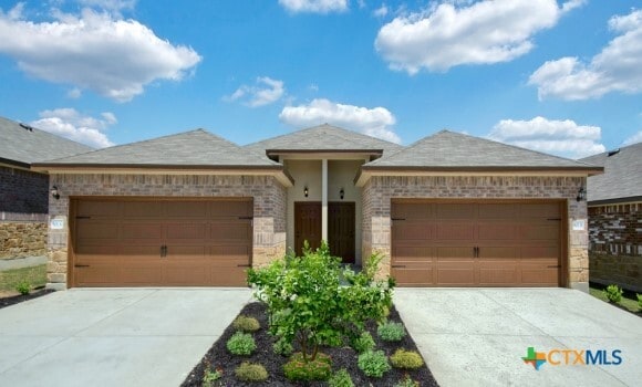 1521 Lucille St