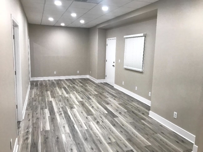 351 Chicago Rd in Paw Paw, IL - Building Photo - Building Photo