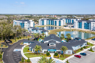 Integra Crossings in Sanford, FL - Foto de edificio - Building Photo