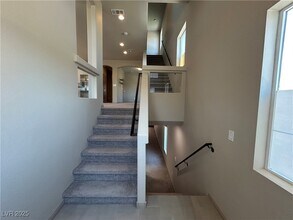 9805 Fox Estate St in Las Vegas, NV - Building Photo - Building Photo