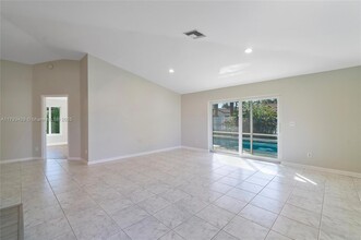 11780 NW 27th Ct in Plantation, FL - Building Photo - Building Photo