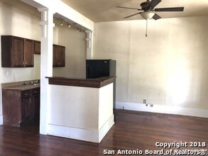 1228 Virginia Blvd in San Antonio, TX - Building Photo - Building Photo