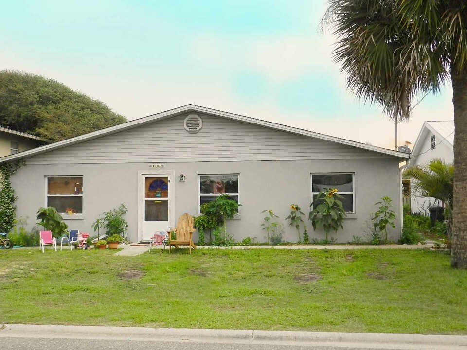 106 11th St-Unit -A in St. Augustine, FL - Foto de edificio
