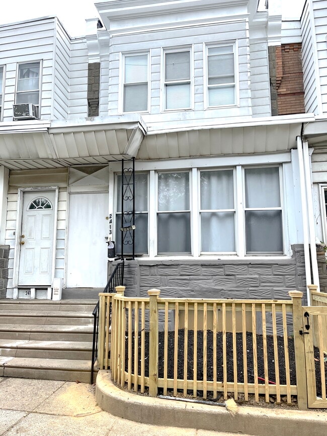 2413 S 64th St
