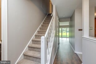 6204 Red Haven Dr in Evesham, NJ - Building Photo