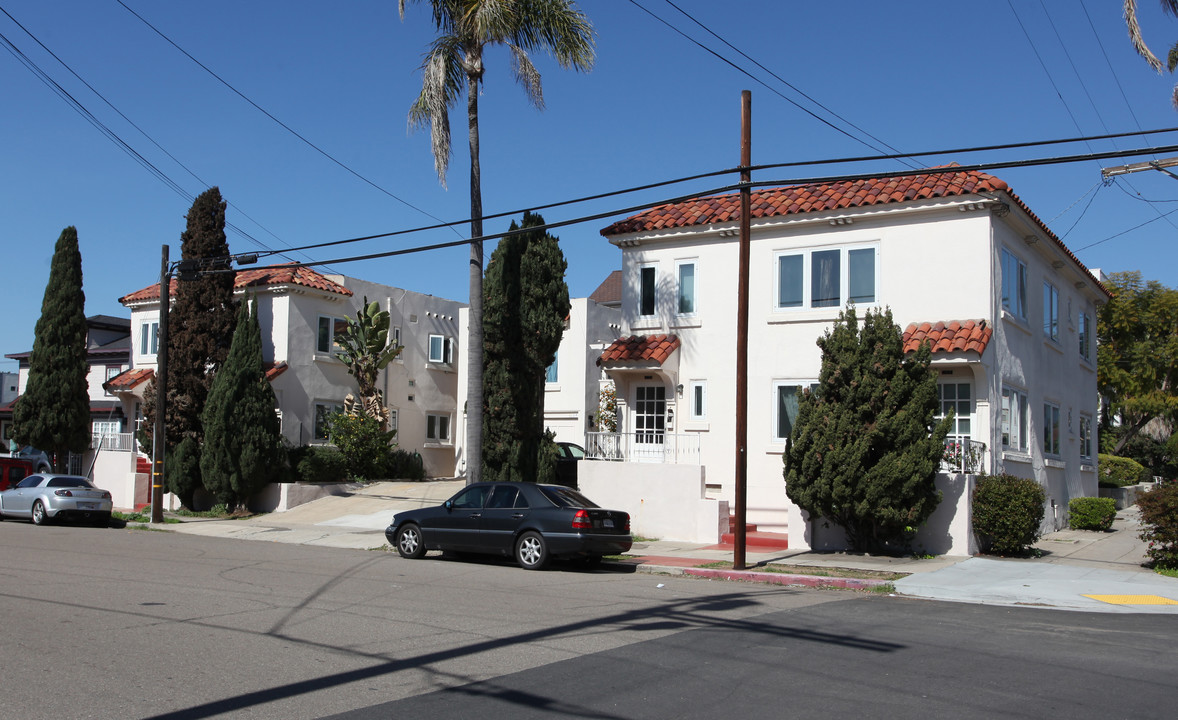 130-142 Ivy St in San Diego, CA - Building Photo