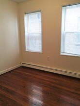 62 Frankfort St, Unit 2R in Boston, MA - Building Photo - Building Photo