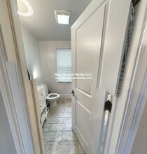 183 River St, Unit 2 in Cambridge, MA - Building Photo - Building Photo