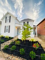 512 Elsmere St in Columbus, OH - Building Photo