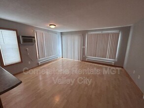 545 4th Ave SW in Valley City, ND - Building Photo - Building Photo