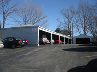 3002 Sandy Hollow Rd in Rockford, IL - Building Photo - Building Photo