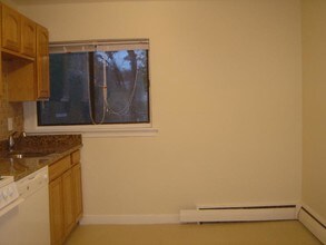 2 President Terrace in Boston, MA - Foto de edificio - Building Photo